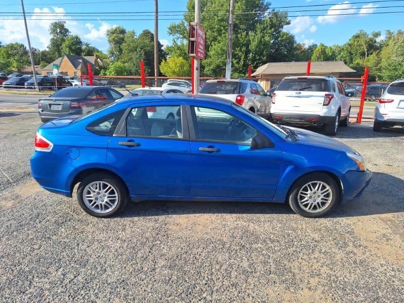 Ford Focus  2011