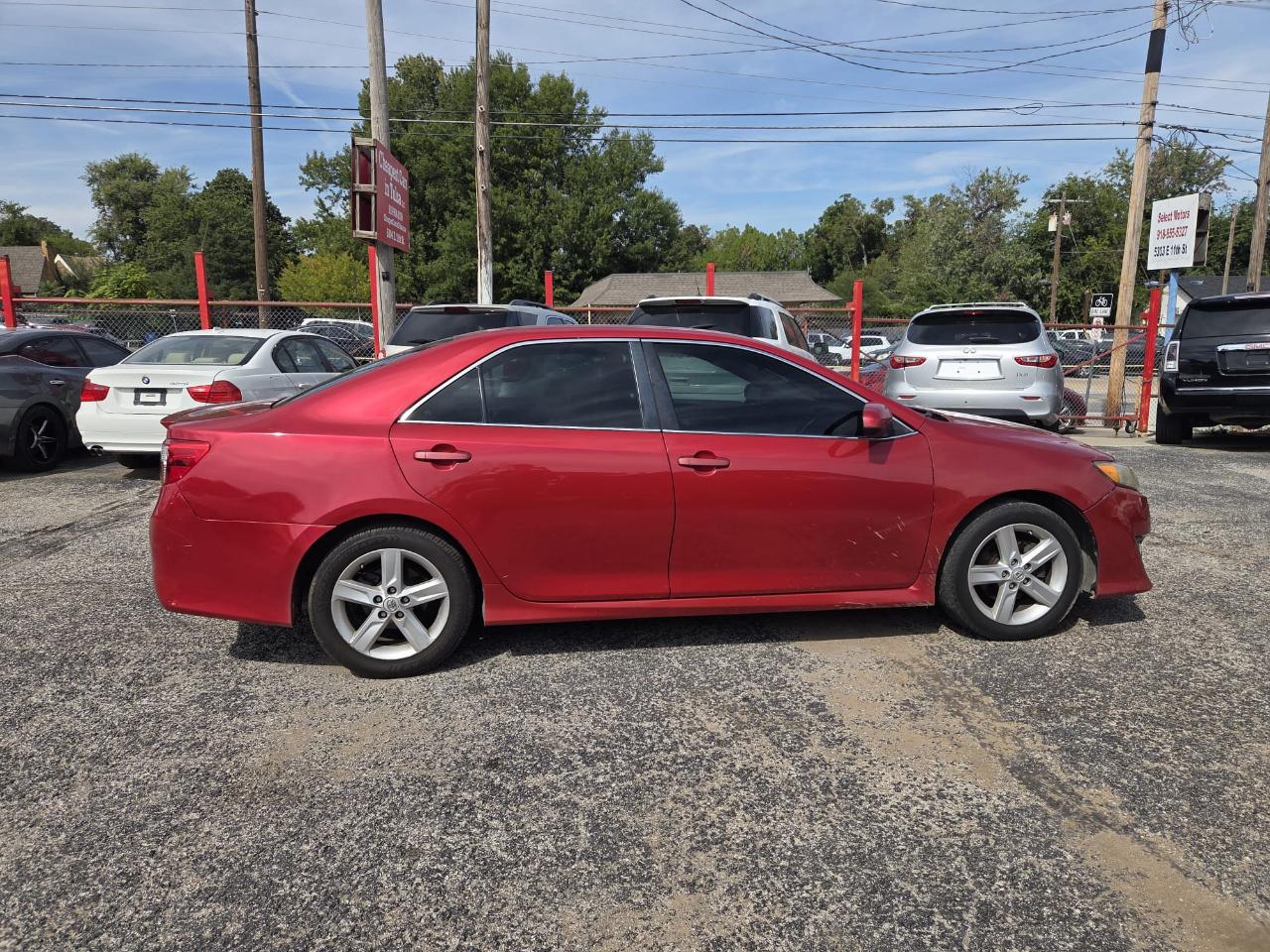 Toyota Camry  2014