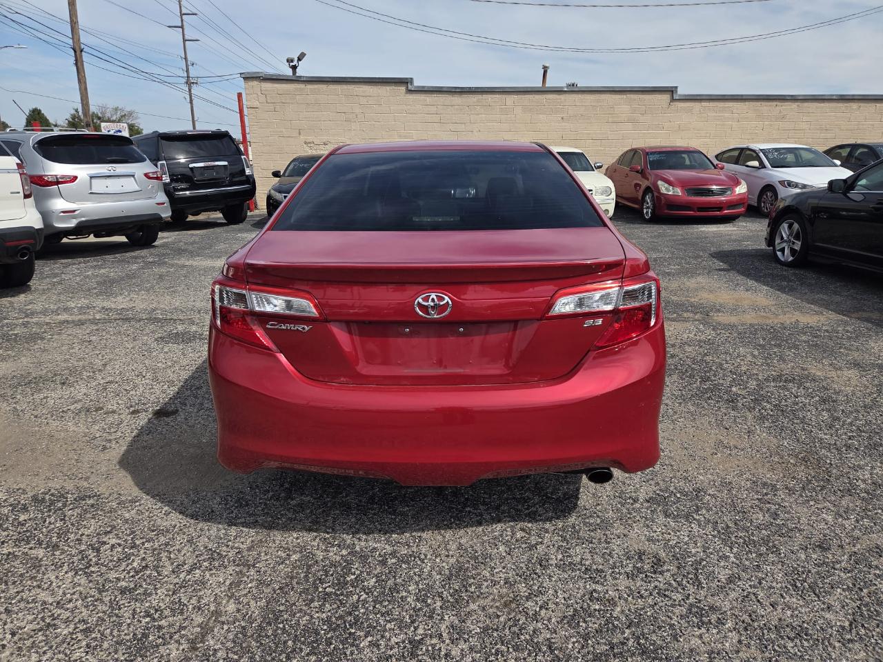 Toyota Camry  2014