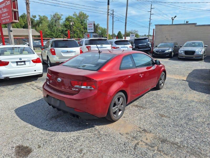 Kia Forte Koup  2010