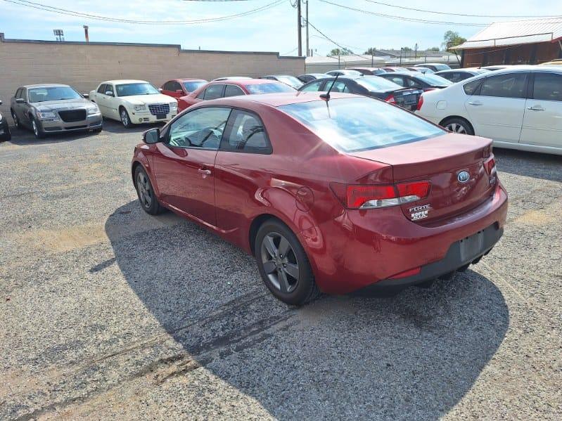 Kia Forte Koup  2010