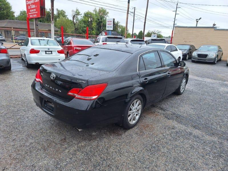 Toyota Avalon XL 2006