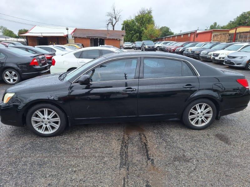 Toyota Avalon XL 2006