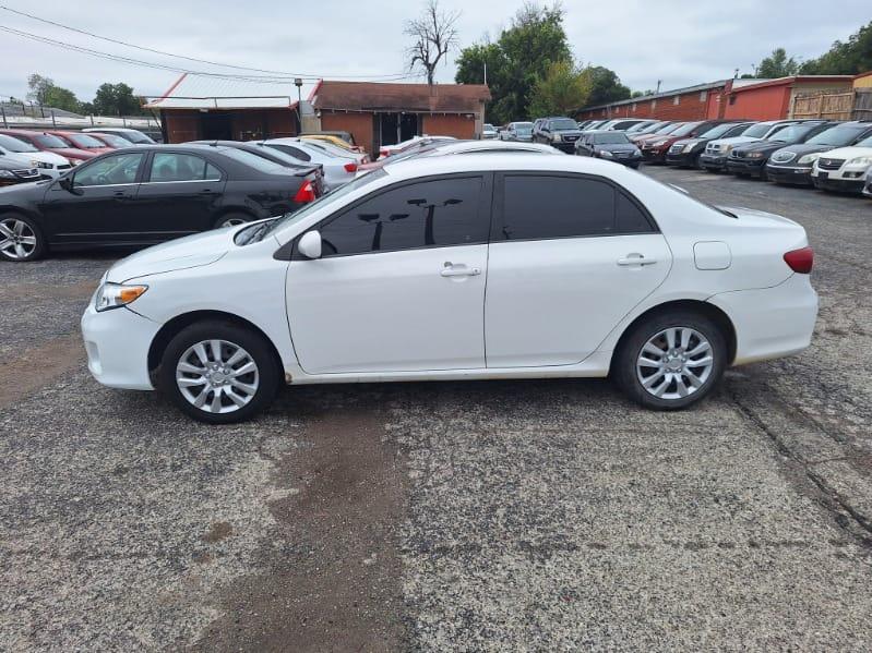 Toyota Corolla  2012