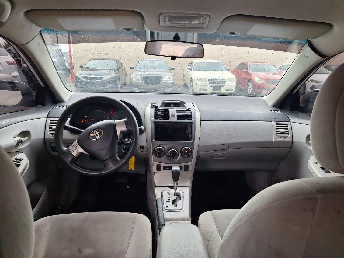 Toyota Corolla  2012