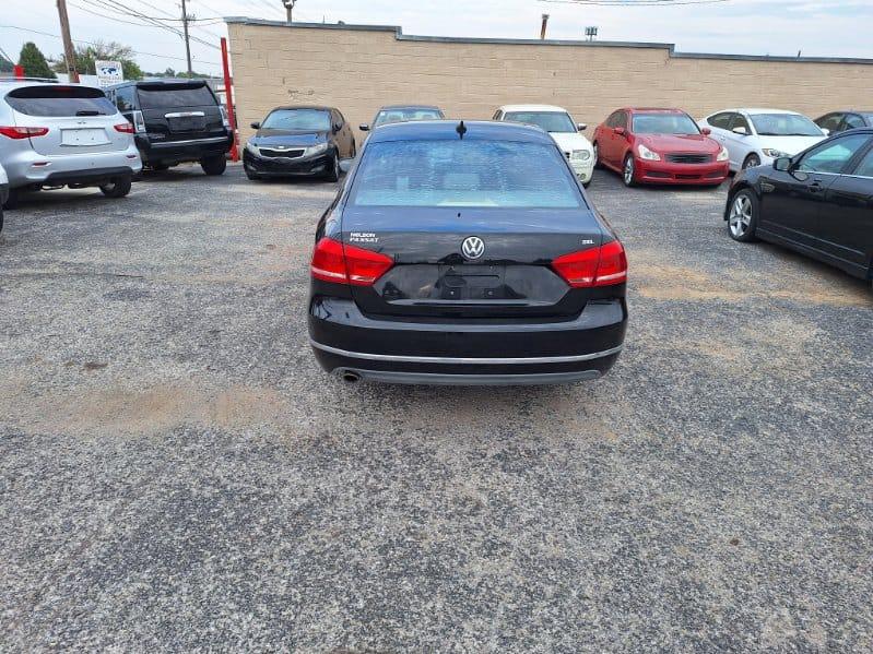 Volkswagen Passat  2012