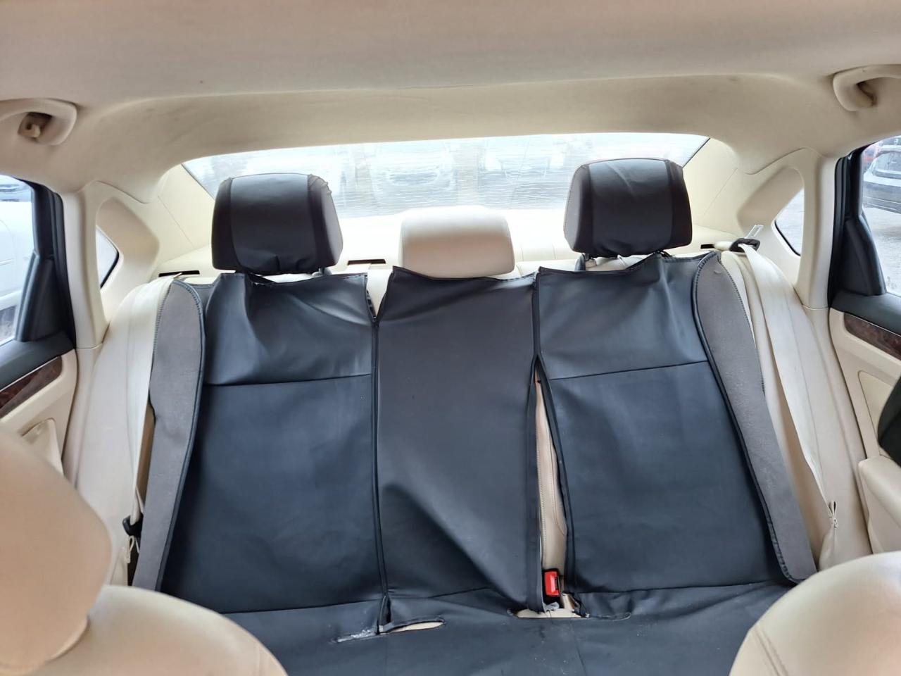 Volkswagen Passat  2012