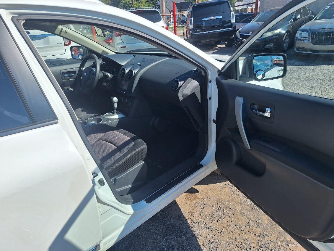 Nissan Rogue S 2013