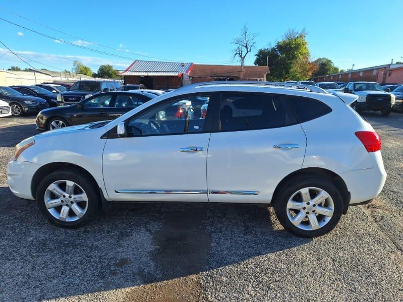 Nissan Rogue  2013
