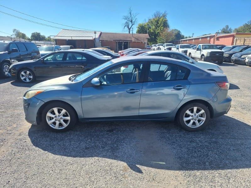 Mazda MAZDA3  2011