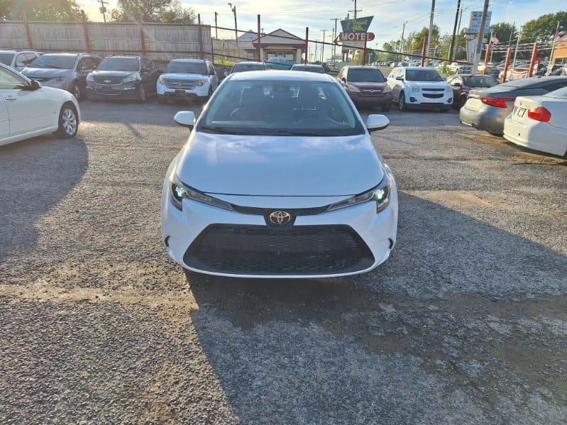 Toyota Corolla LE 2021