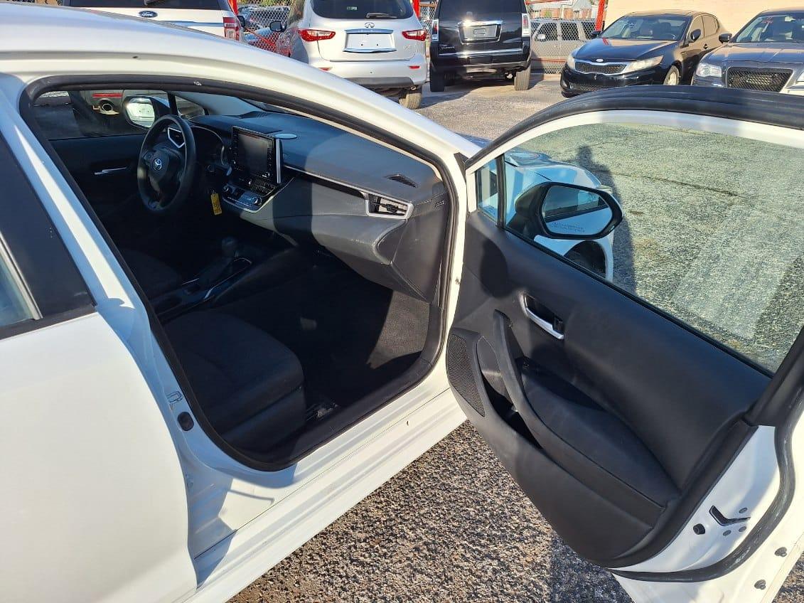 Toyota Corolla LE 2021