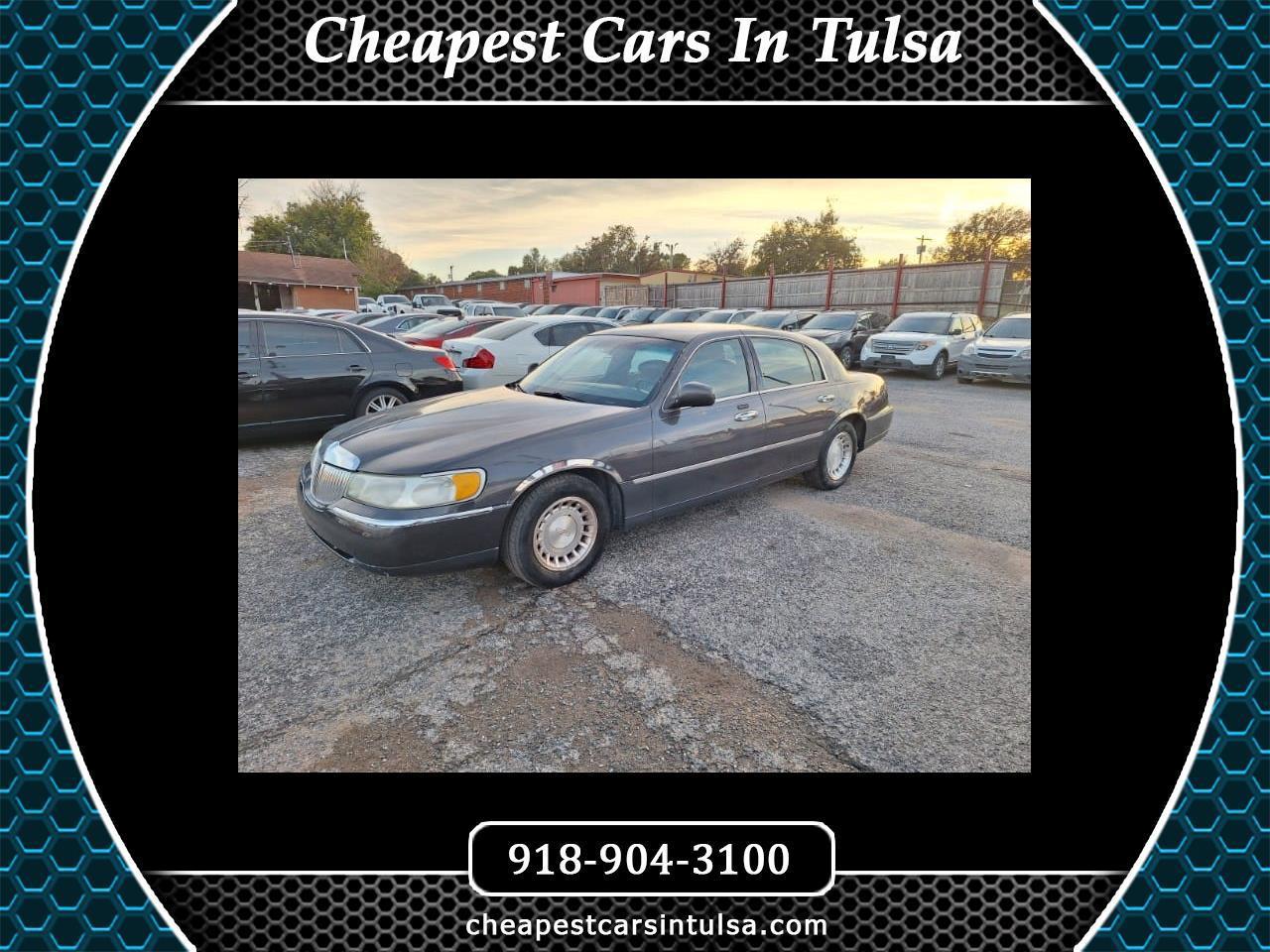 Lincoln Town Car  2001