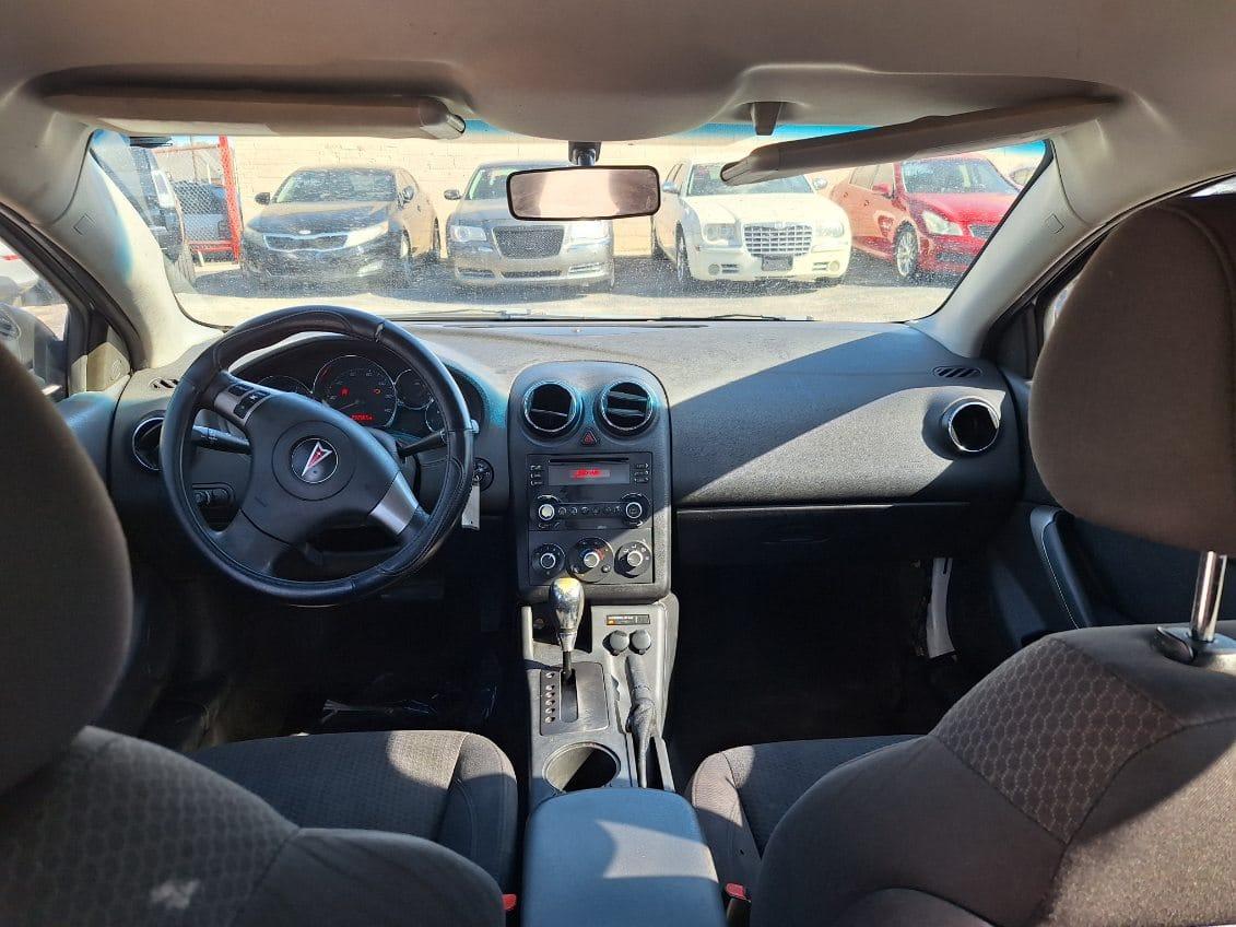 Pontiac G6  2006