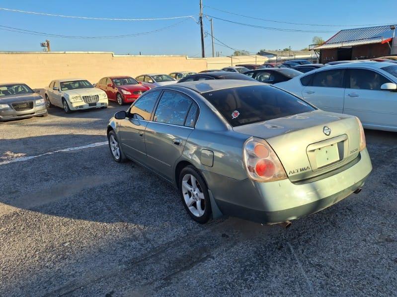Nissan Altima  2006