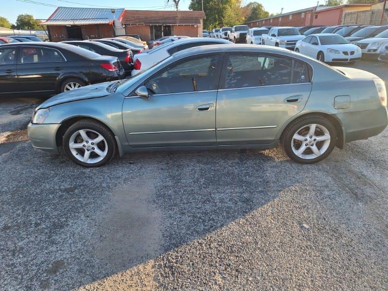 Nissan Altima  2006