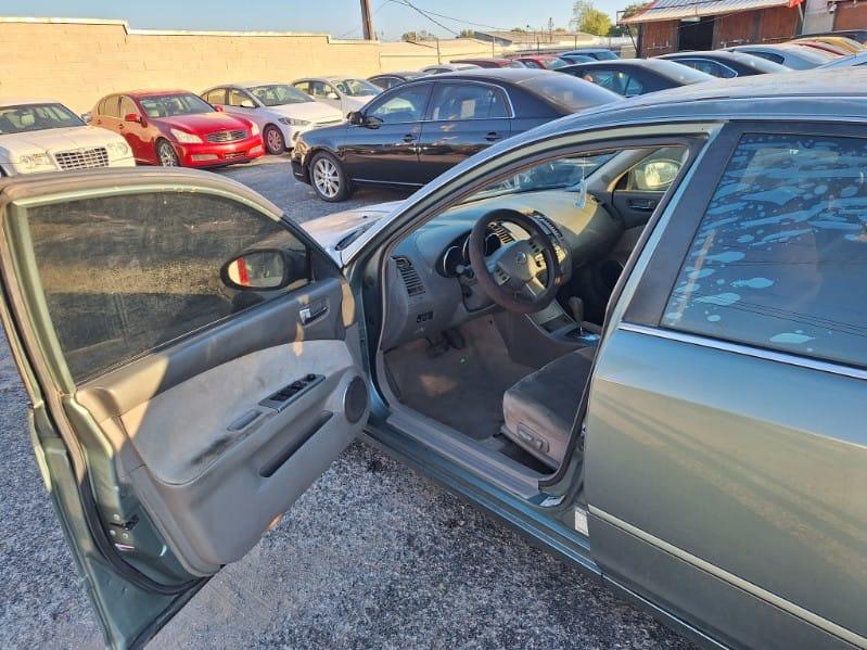 Nissan Altima  2006