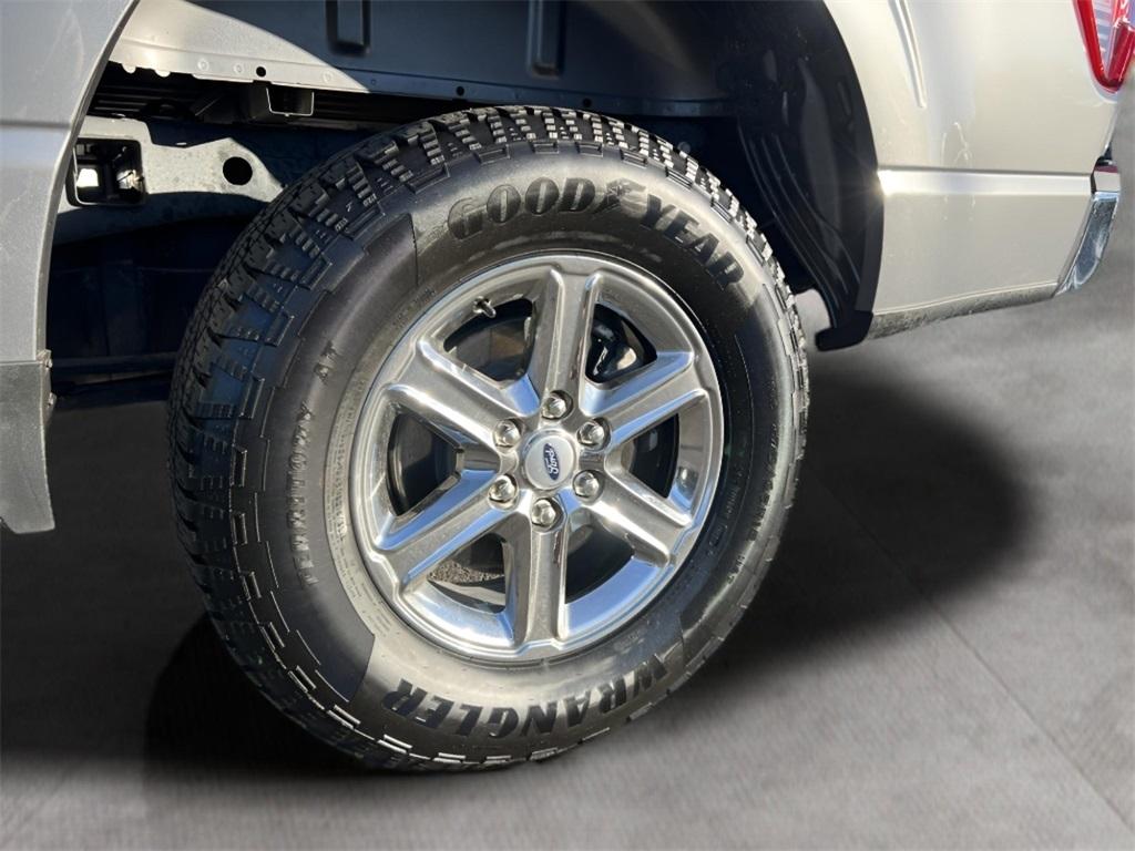 Ford F-150 XLT SuperCrew 4WD 2024