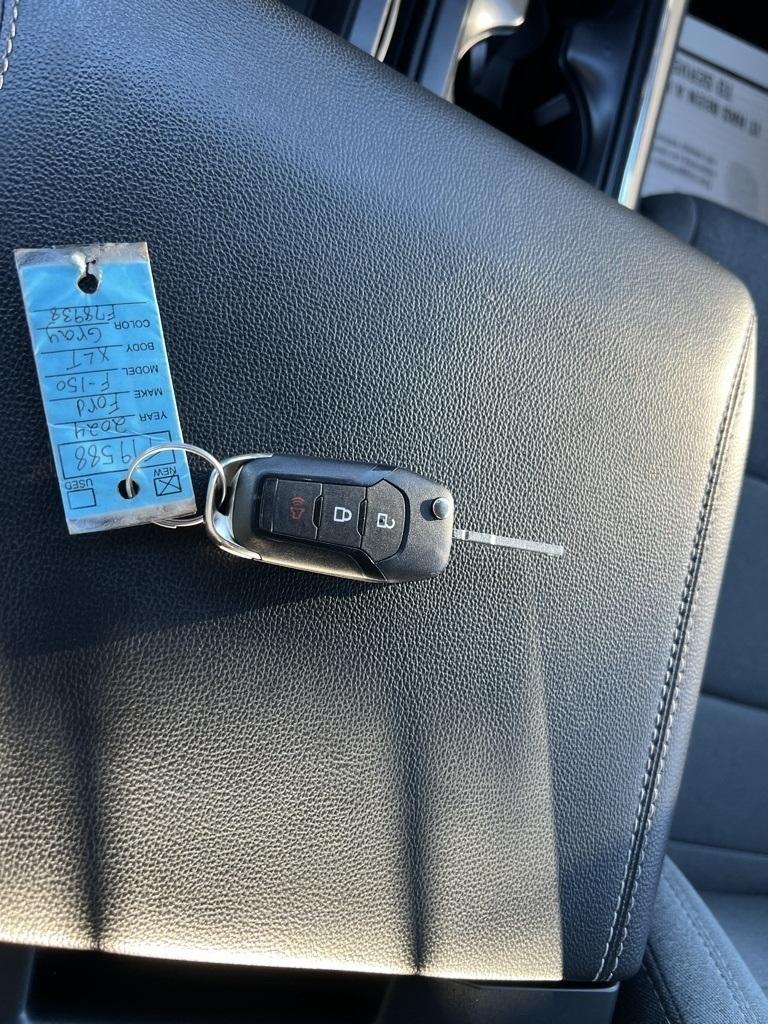 Ford F-150 XLT SuperCrew 4WD 2024