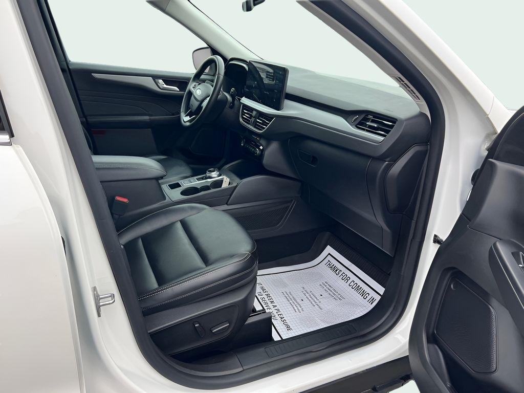 Ford Escape Platinum AWD 2023