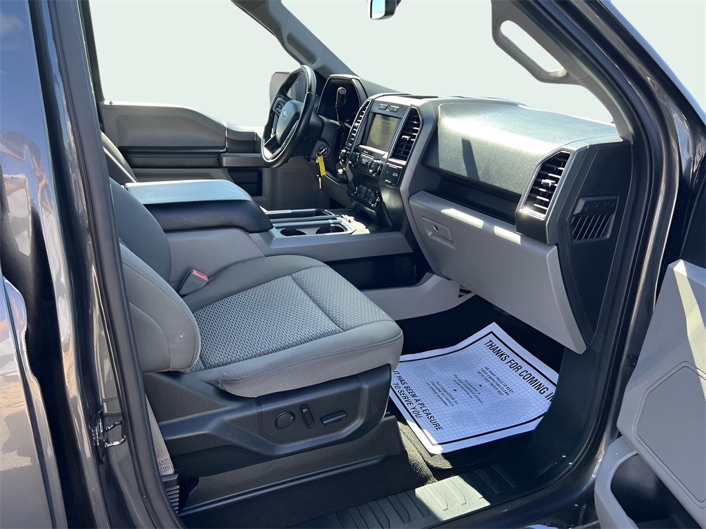 Ford F-150 King-Ranch SuperCrew 5.5-ft. 4WD 2019 Ford F-150 King-Ranch SuperCrew 5.5-ft. 4WD 2019