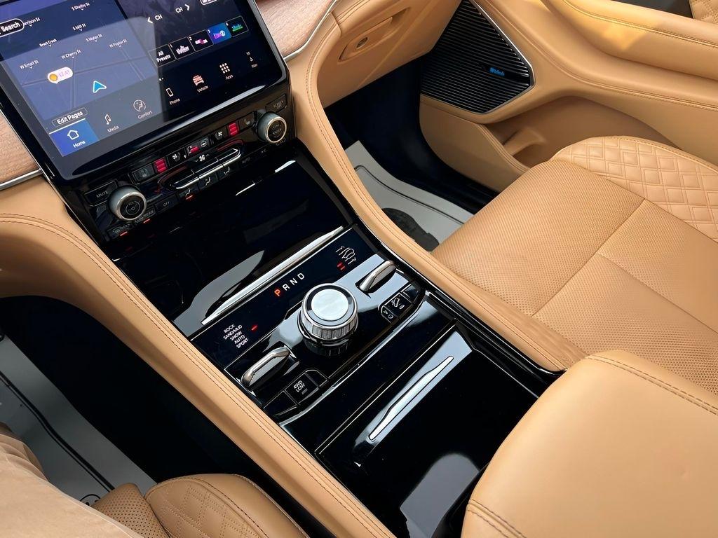 Jeep Grand Cherokee L Summit 4WD 2025