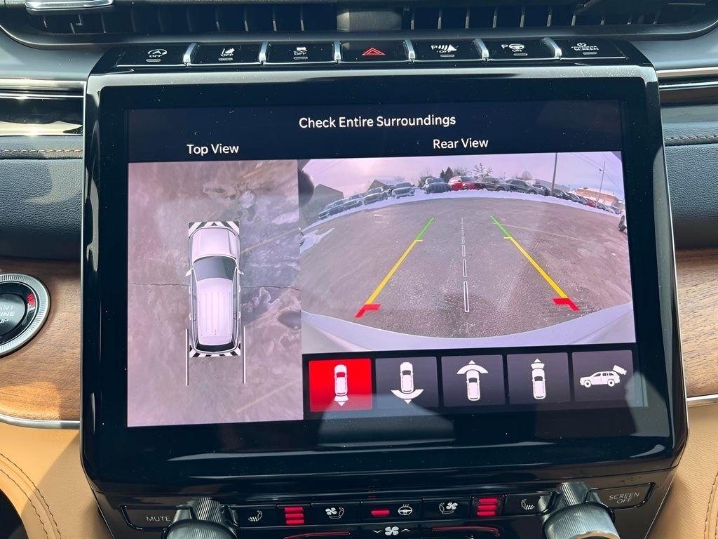 Jeep Grand Cherokee L Summit 4WD 2025