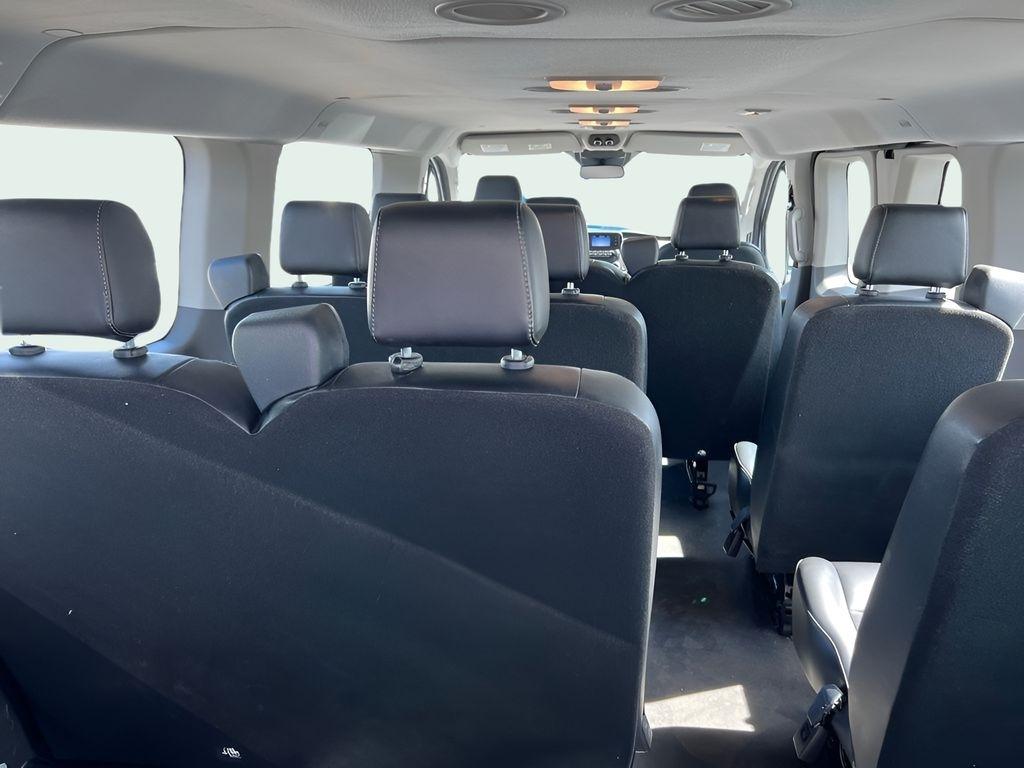 Ford Transit 350 Wagon Low Roof XL w/Sliding Pass. 148-in. WB 2020