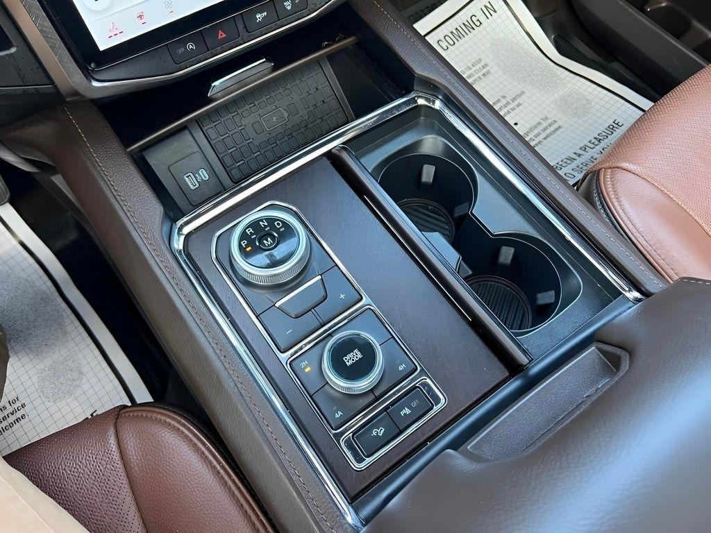 Ford Expedition King Ranch 4WD 2024