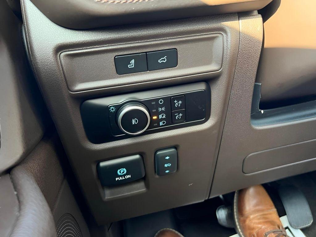 Ford Expedition King Ranch 4WD 2024