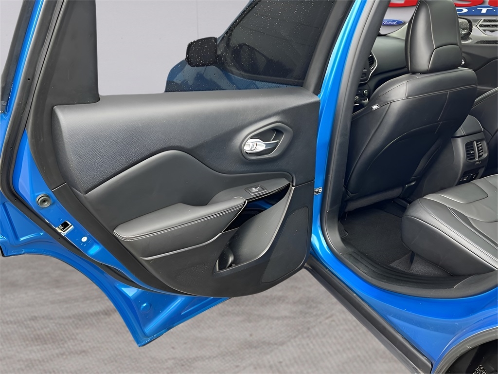 Jeep Cherokee Latitude Lux 4WD 2023