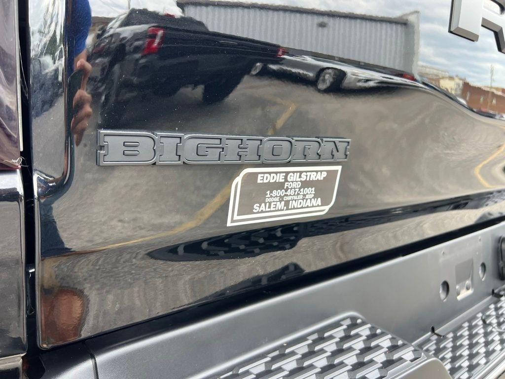 RAM 1500 Big Horn Crew Cab SWB 4WD 2025