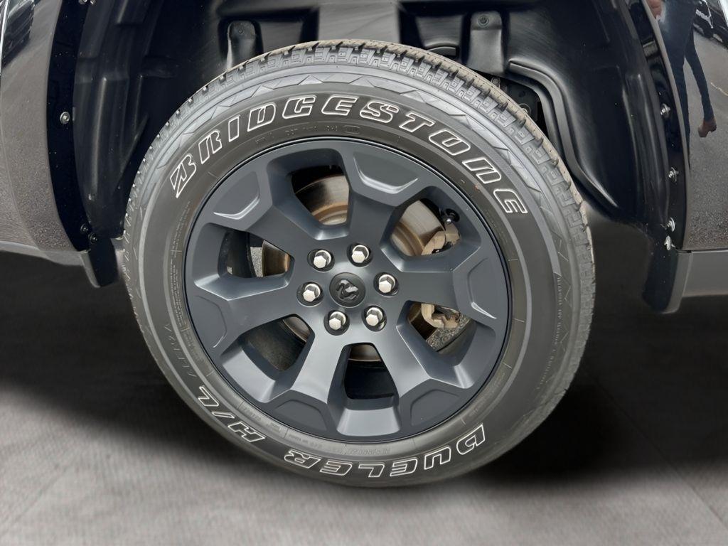 RAM 1500 Big Horn Crew Cab SWB 4WD 2025