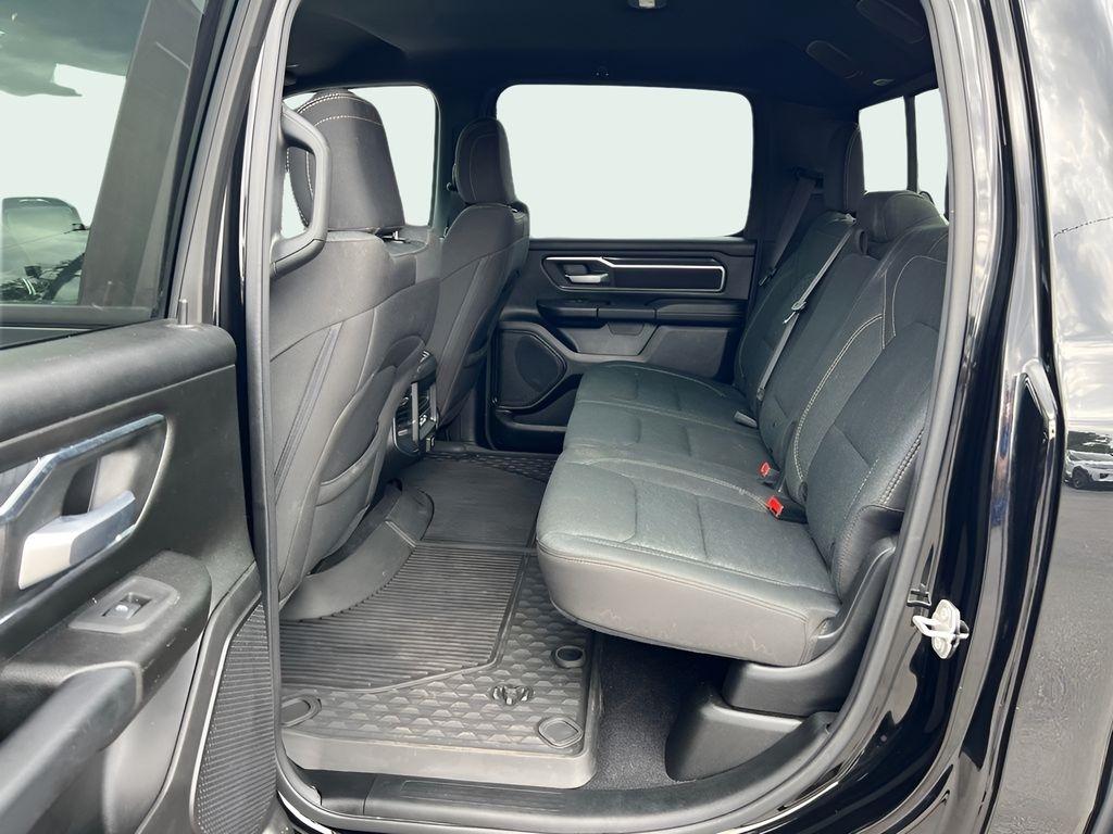 RAM 1500 Big Horn Crew Cab SWB 4WD 2025