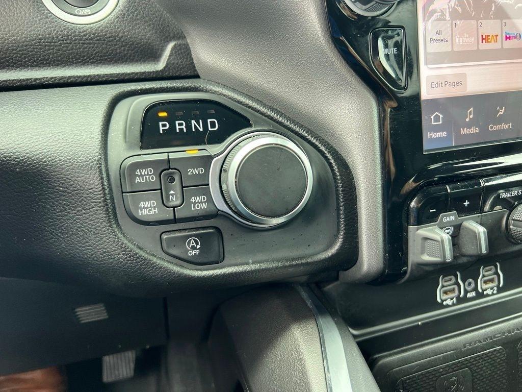 RAM 1500 Big Horn Crew Cab SWB 4WD 2025