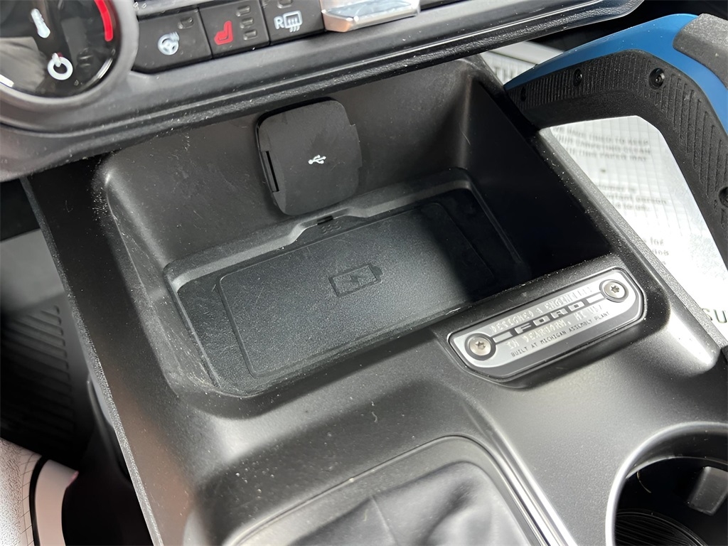 Ford Bronco Outer Banks 4-Door w/Advanced 2022 Ford Bronco Outer Banks 4-Door w/Advanced 2022