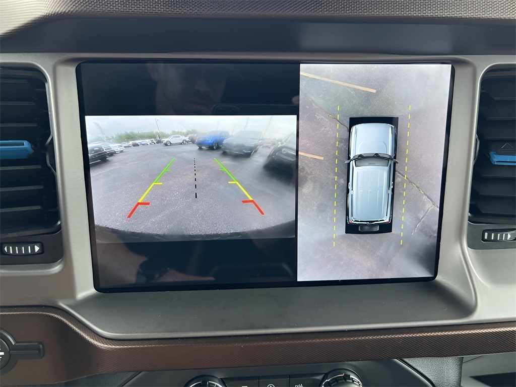 Ford Bronco Outer Banks 4-Door w/Advanced 2022 Ford Bronco Outer Banks 4-Door w/Advanced 2022