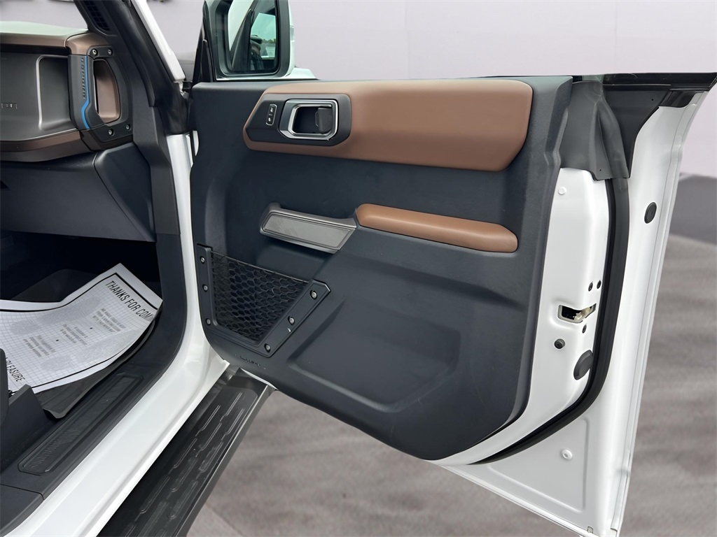 Ford Bronco Outer Banks 4-Door w/Advanced 2022 Ford Bronco Outer Banks 4-Door w/Advanced 2022