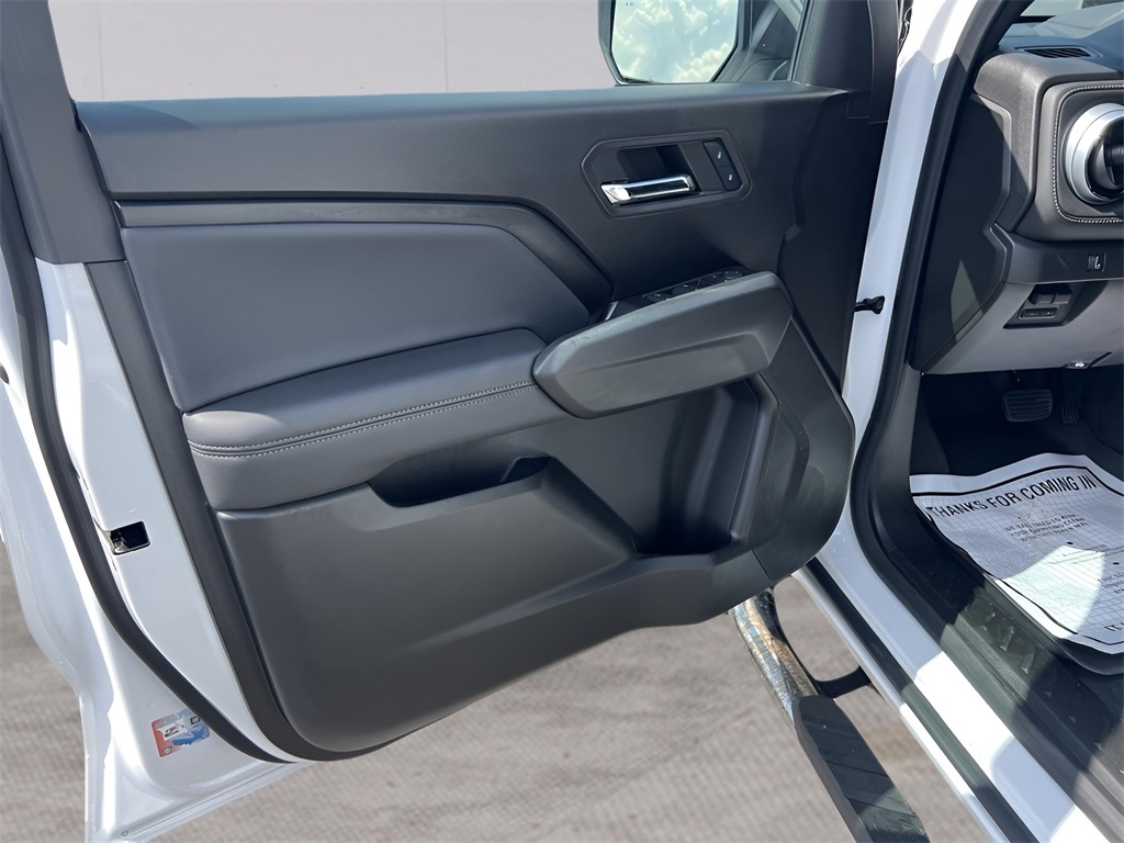 Chevrolet Colorado LT Crew Cab 4WD 2024