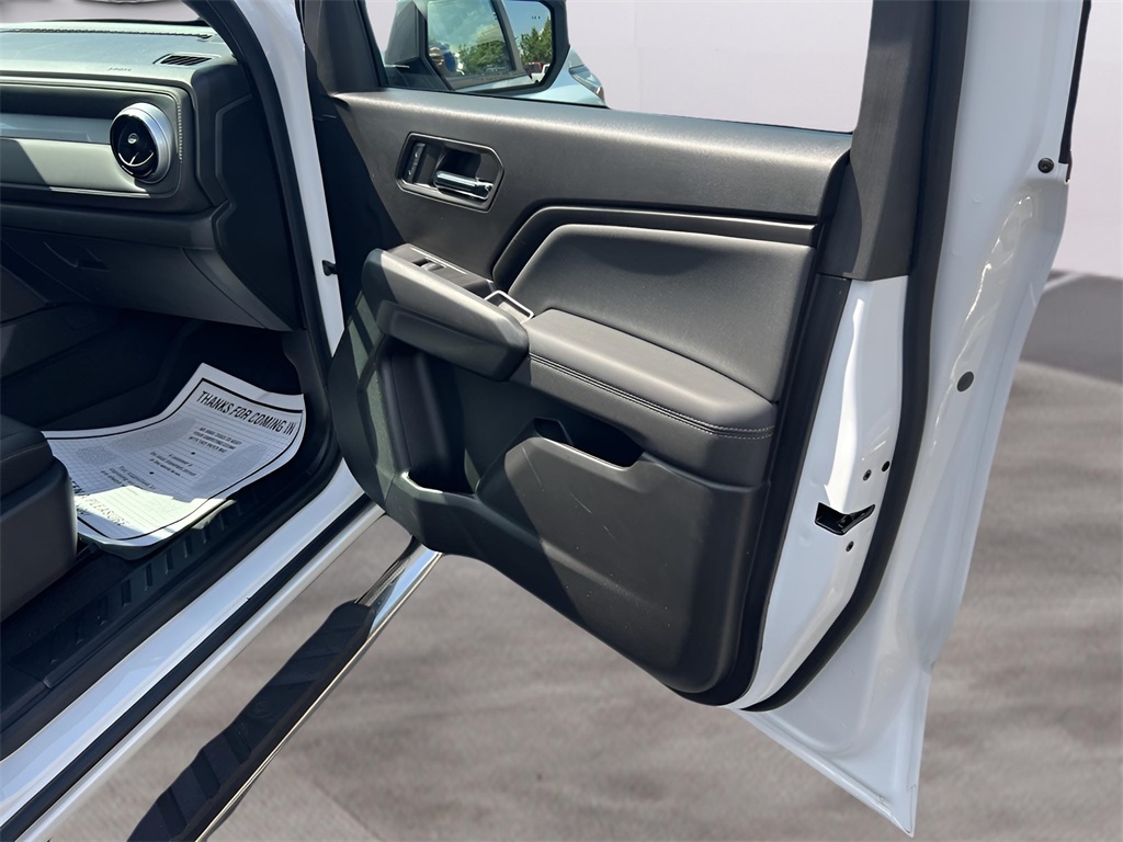 Chevrolet Colorado LT Crew Cab 4WD 2024