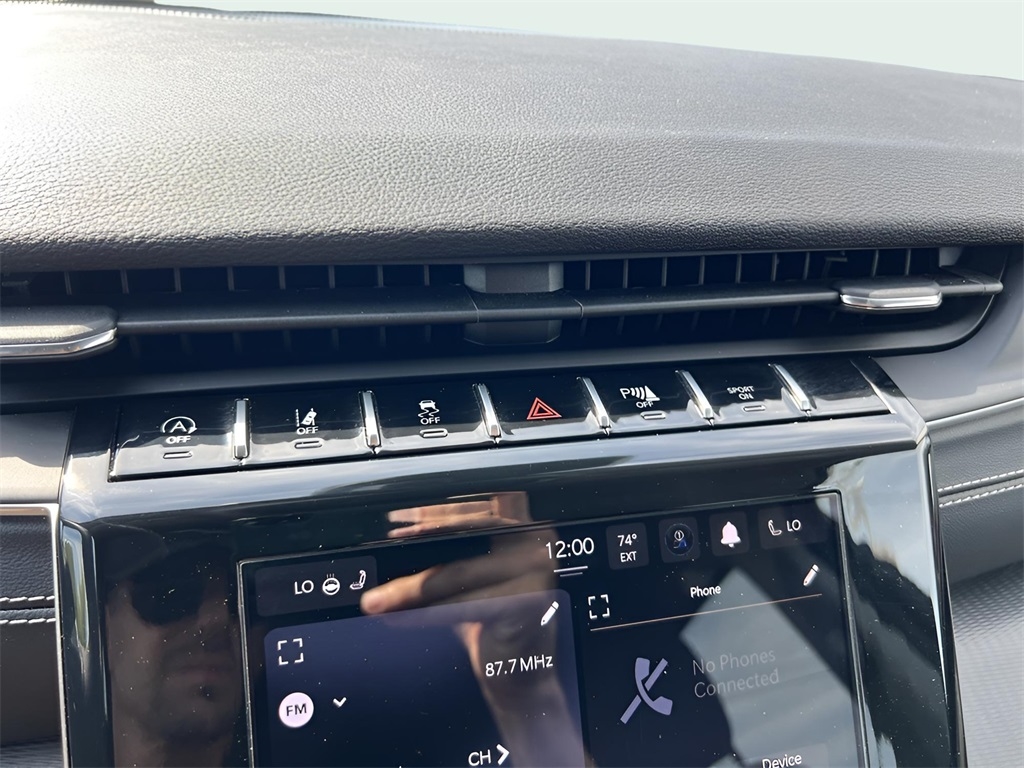 Jeep Grand Cherokee Laredo 4WD 2023