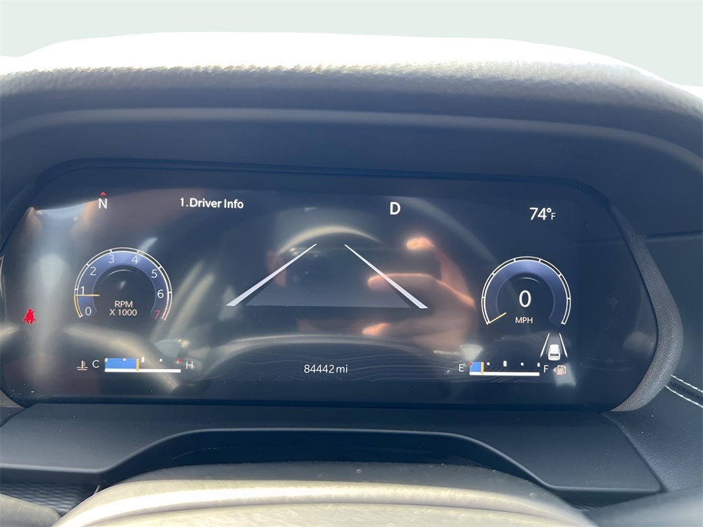 Jeep Grand Cherokee Laredo 4WD 2023