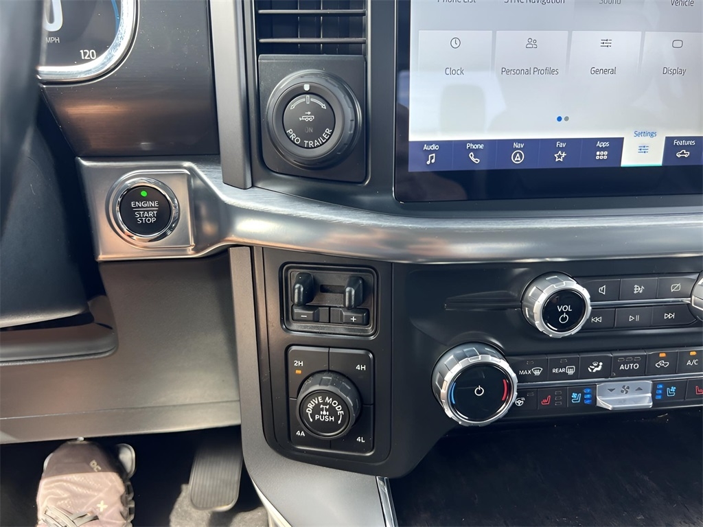 Ford F-150 Lariat SuperCrew 5.5-ft. Bed 4WD 2022