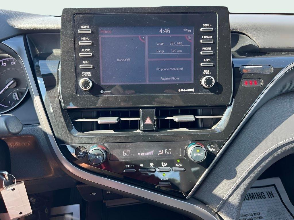 Toyota Camry SE 2023