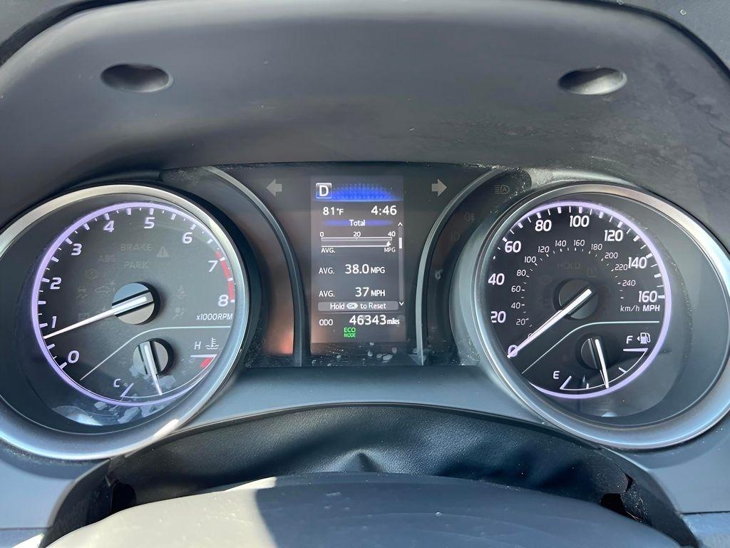 Toyota Camry SE 2023