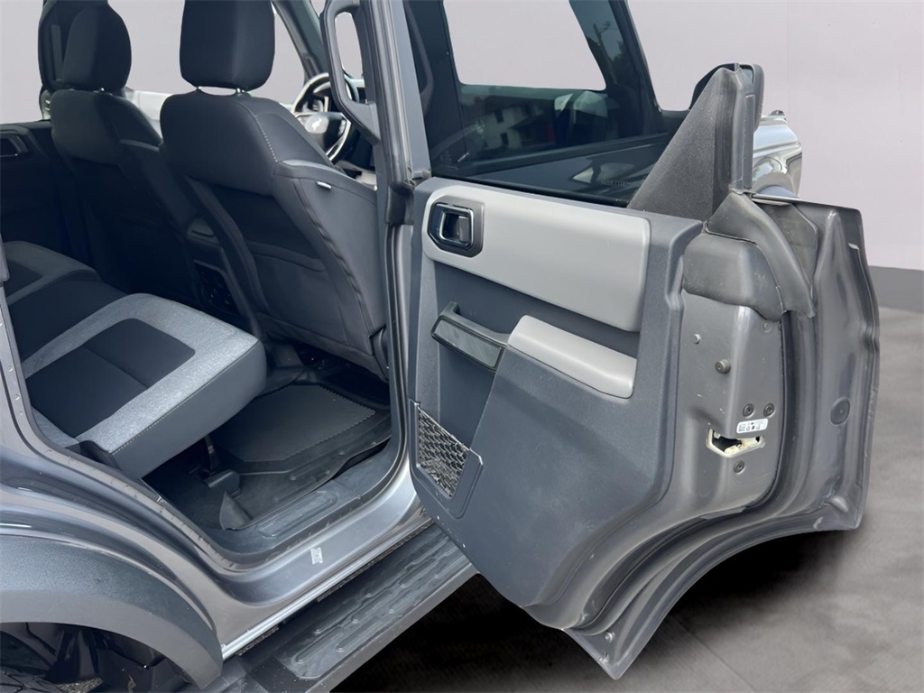 Ford Bronco Base 4-Door 2022 Ford Bronco Base 4-Door 2022