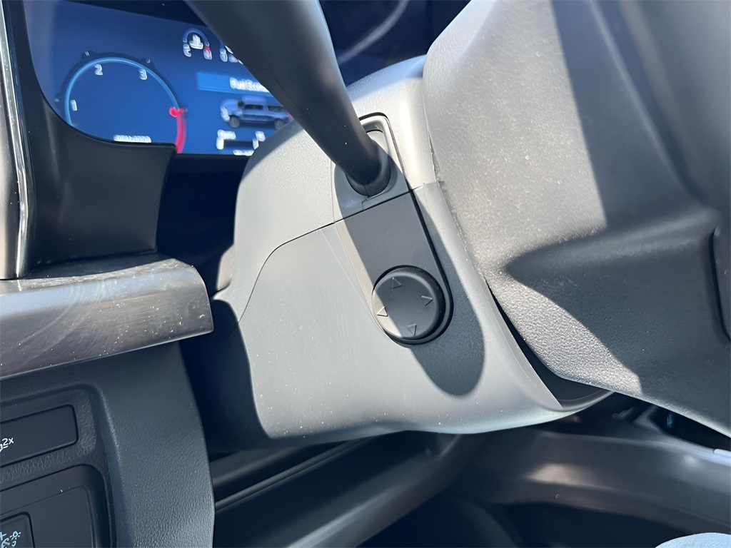 Ford F-250 SD Lariat Crew Cab 4WD 2024