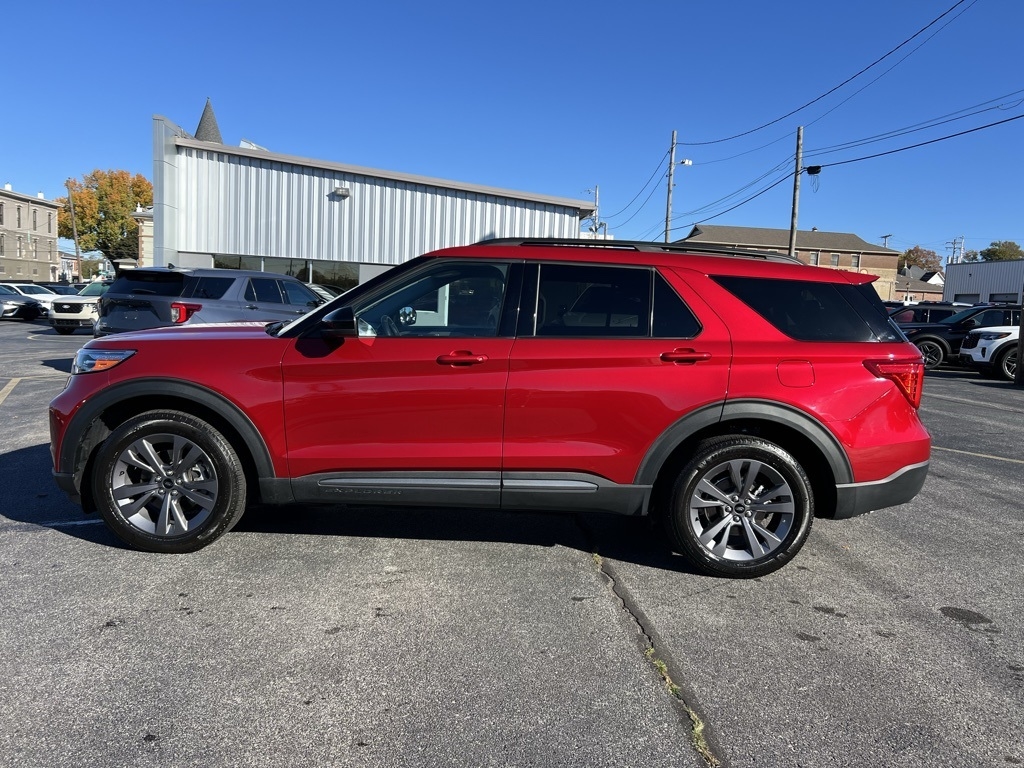 Ford Explorer XLT AWD 2022 Ford Explorer XLT AWD 2022