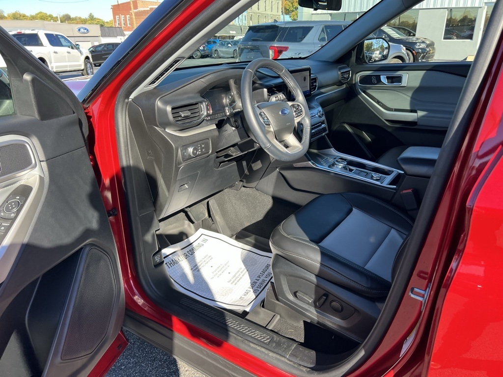 Ford Explorer XLT AWD 2022 Ford Explorer XLT AWD 2022