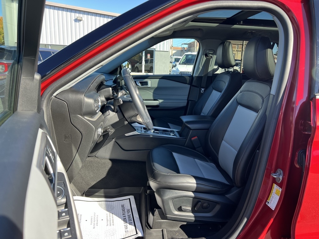 Ford Explorer XLT AWD 2022 Ford Explorer XLT AWD 2022